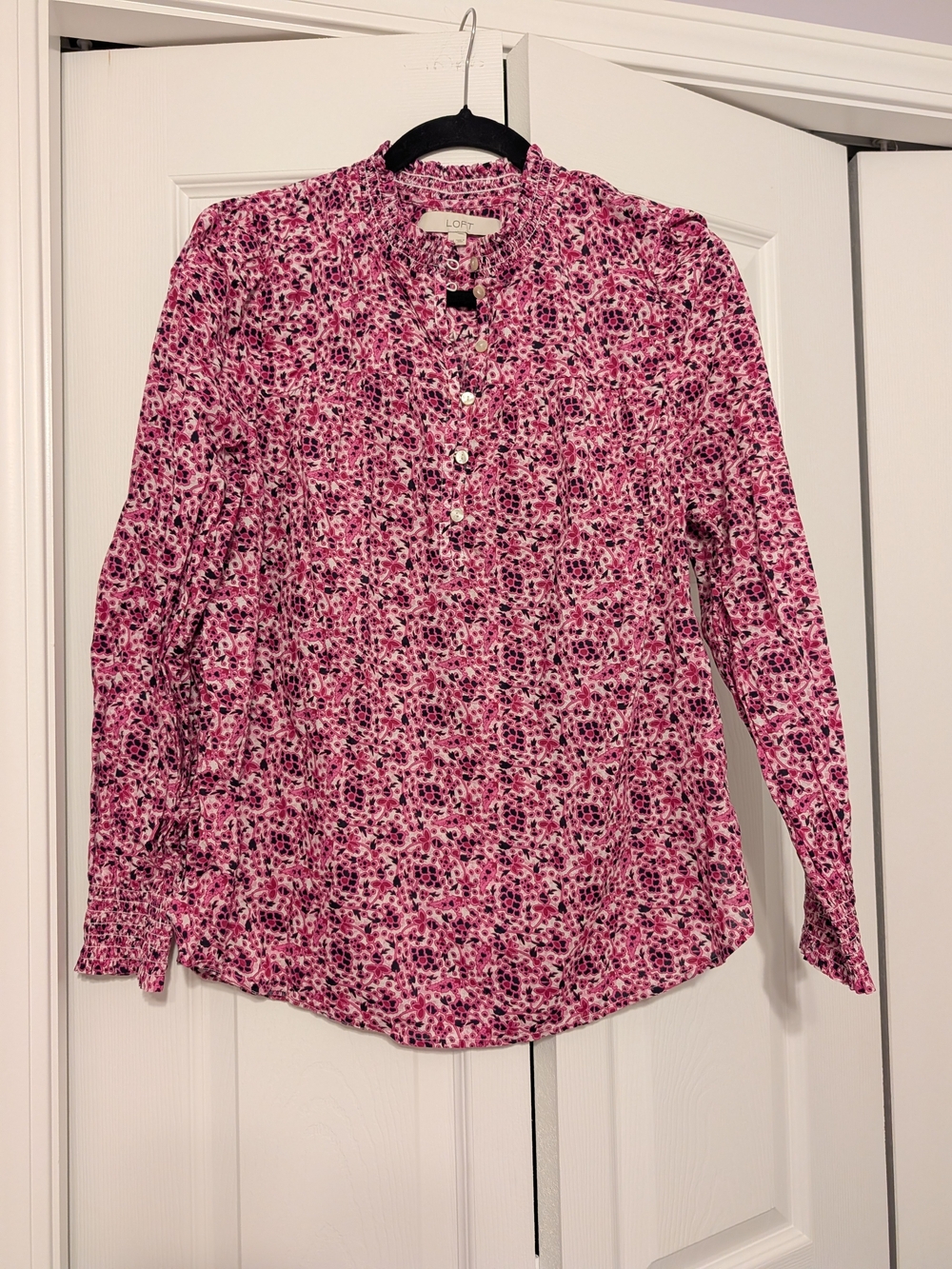LOFT Pink Floral Button-Front Long Sleeve Blouse